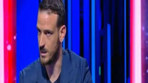 阿扎尔荣膺英超最佳边锋：库卢称其足球天赋无人能敌